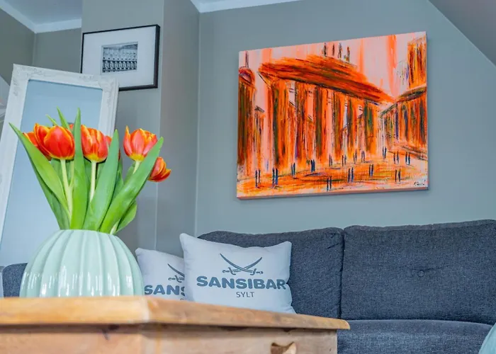 Gemuetliche Reet-pool-sauna *